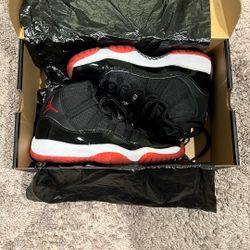 JORDAN 11 PLAYOFF BRED USED 5Y $150