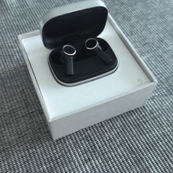 Beoplay Eleven natural Aluminium