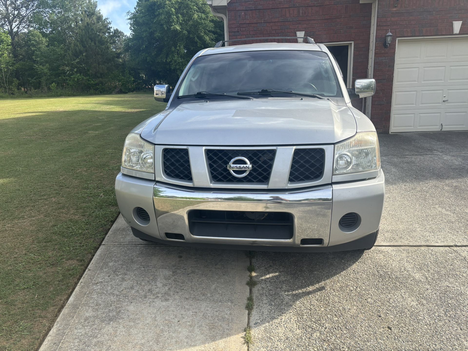 2004 Nissan Armada
