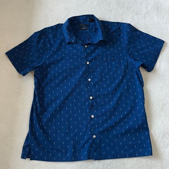 Van Heusen Men’s Blue Short Sleeve Man's Pocket Dress Shirt XLarge Slim …