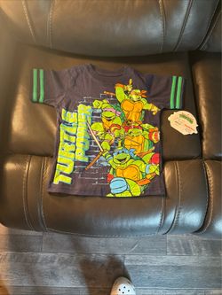 Kid TMNT shirt