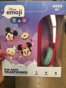 NWT kids emoji headphone