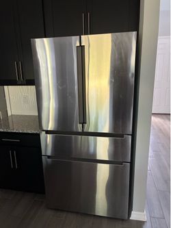 Bosch 800 Refrigerator