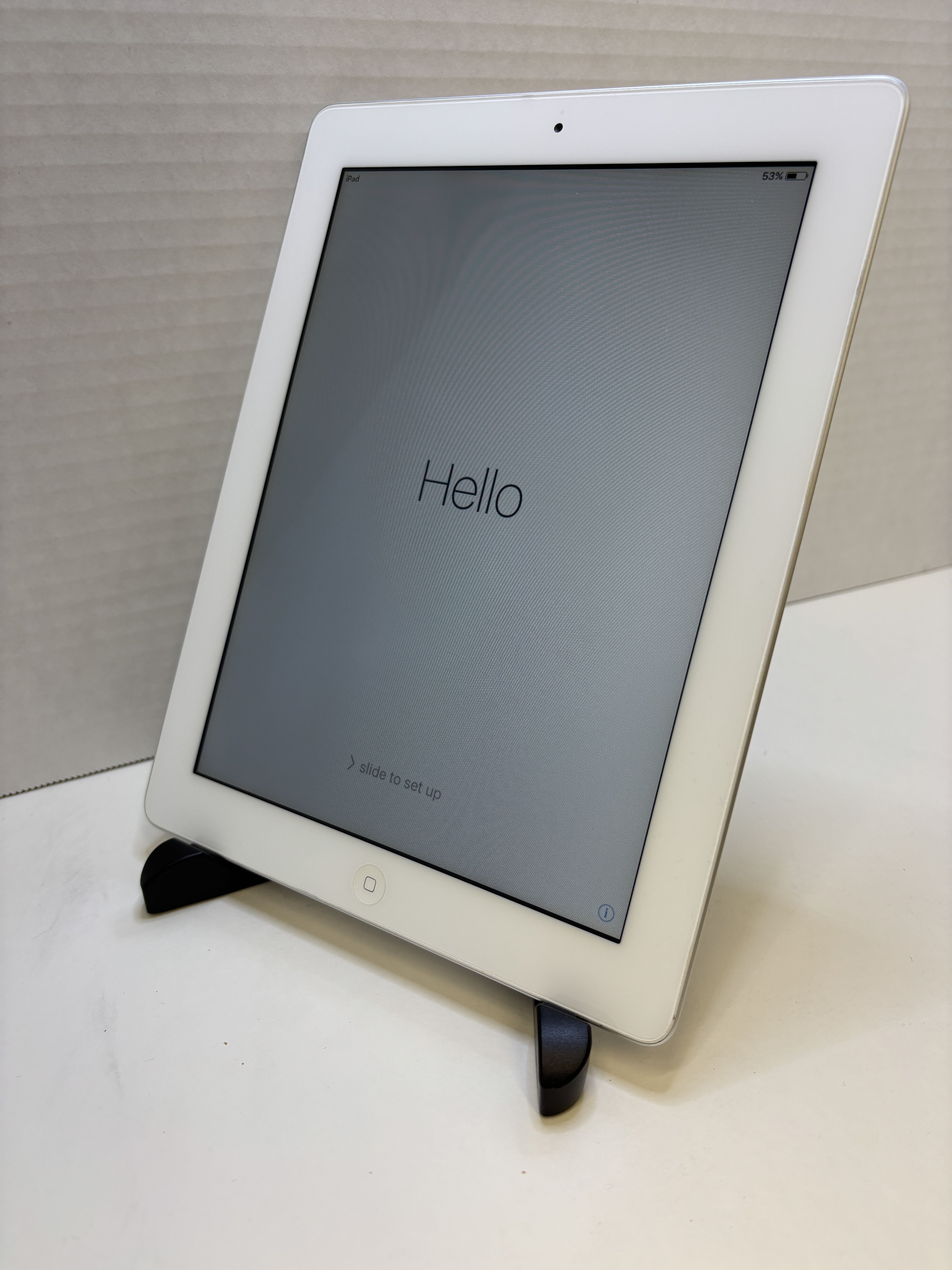 iPad 2 (Wi-Fi), 32GB, A1395 - White/Silver