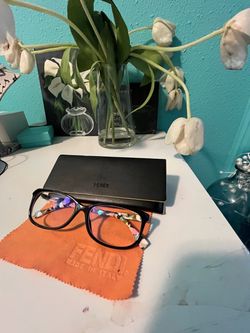 FENDI FRAME EYE GLASSES
