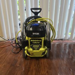 Ryobi 2000 PSI Pressure Washer 