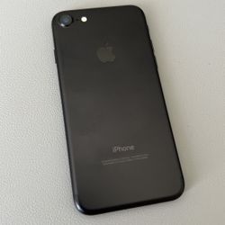 Apple iPhone 7 (128GB)UNLOCKED /DESBLOQUEADO  For All Carriers  🔥