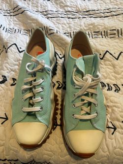 Converse  run star hike