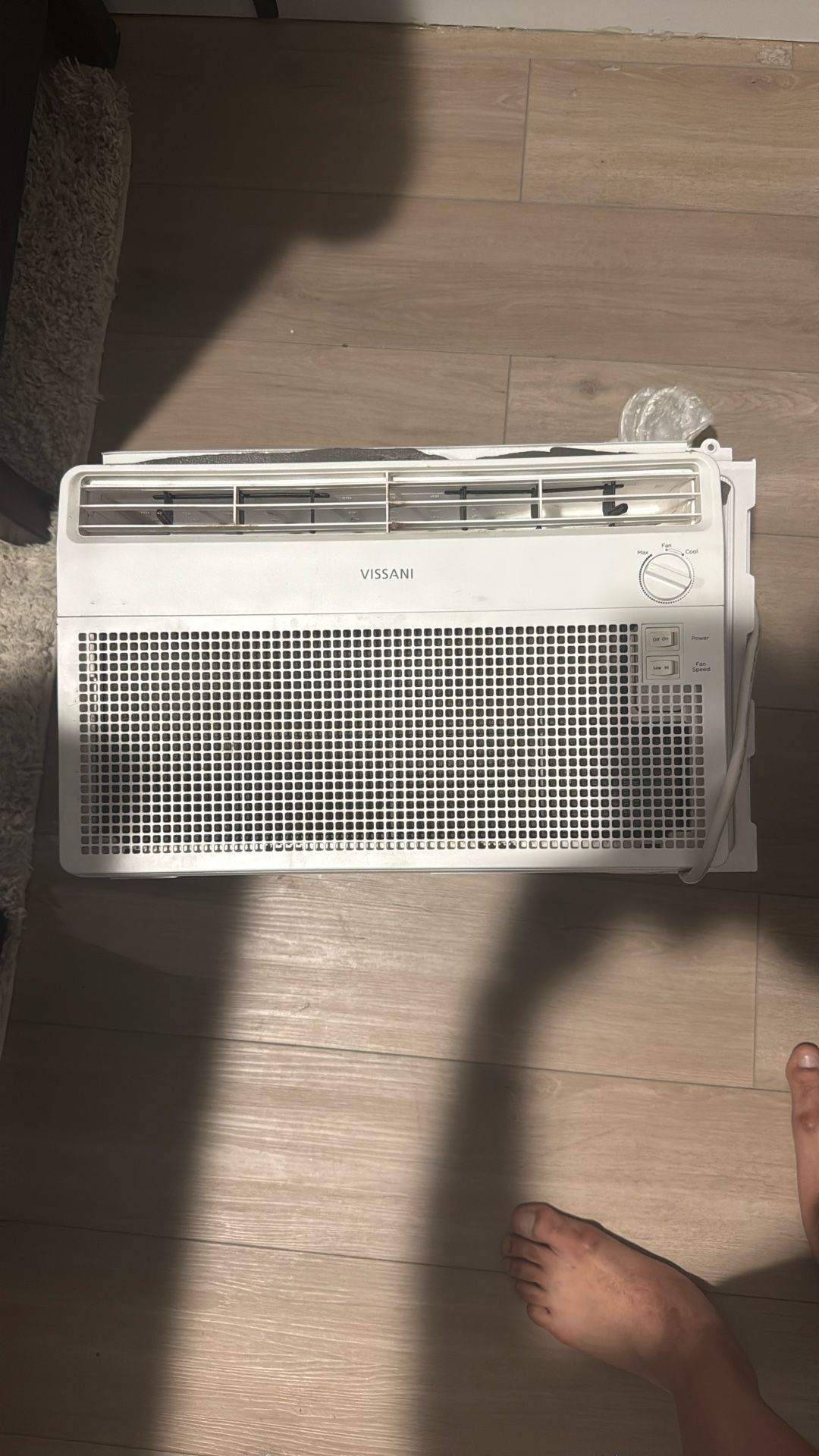Vissani Air Conditioner