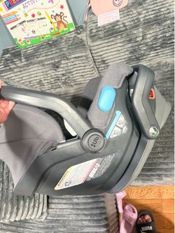 Baby car seat