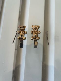 Vintage Teddy Bear Wall Hooks – Matching Pair – Gold Tone Metal
