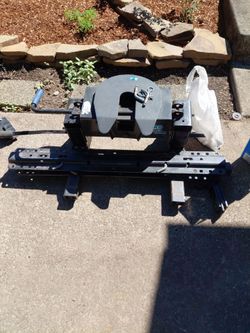 5th wheel hitch