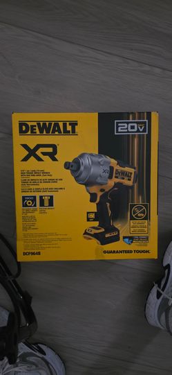 DEWALT 20V MAX XR® Brushless Cordless 3/4 in. High Torque Impact Wrench with Hog Ring Anvil (Model DCF964B)*,