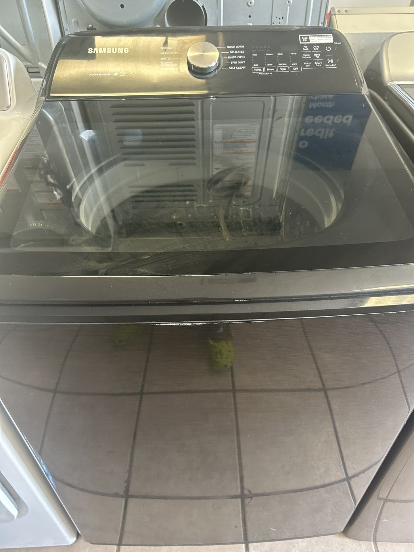 Samsung Washer delivery+install Available) Width 30”