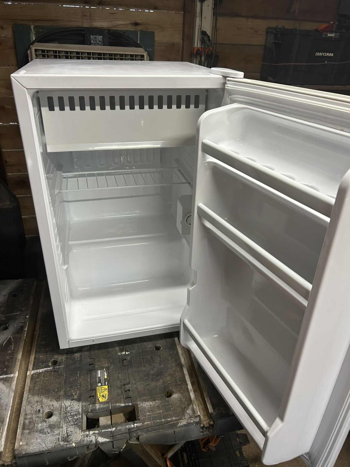 Mini fridge