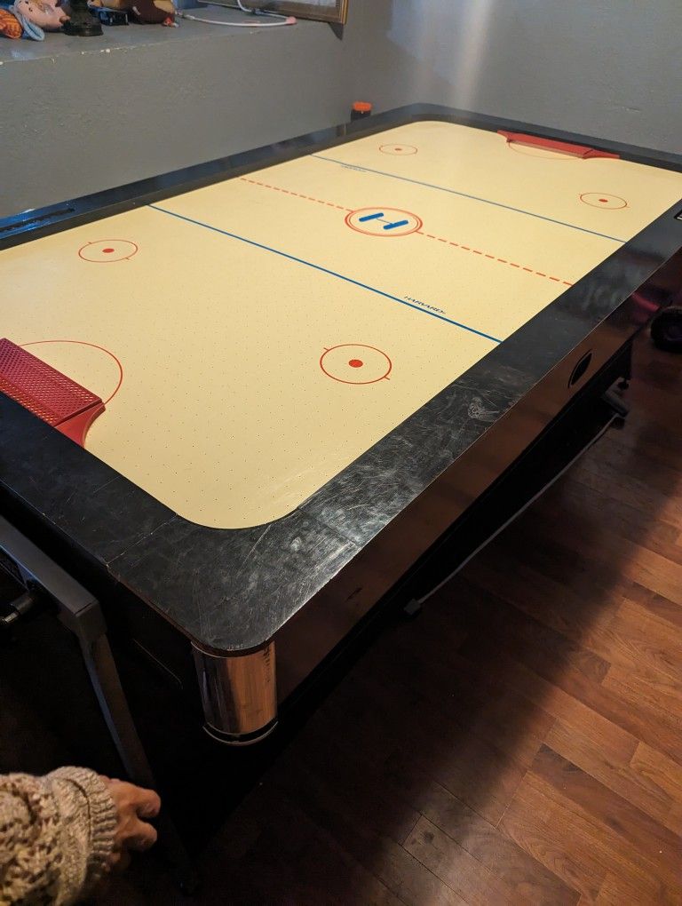 Pool Table/Air Hockey