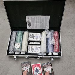 Cardinal 300 Pcs Poker Chip Set