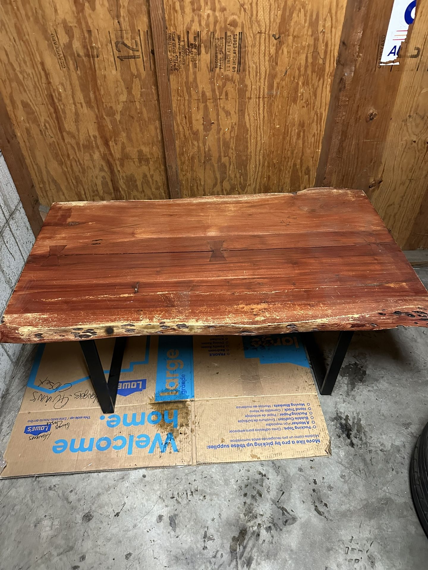 Mahogany Wooden Coffee Table 