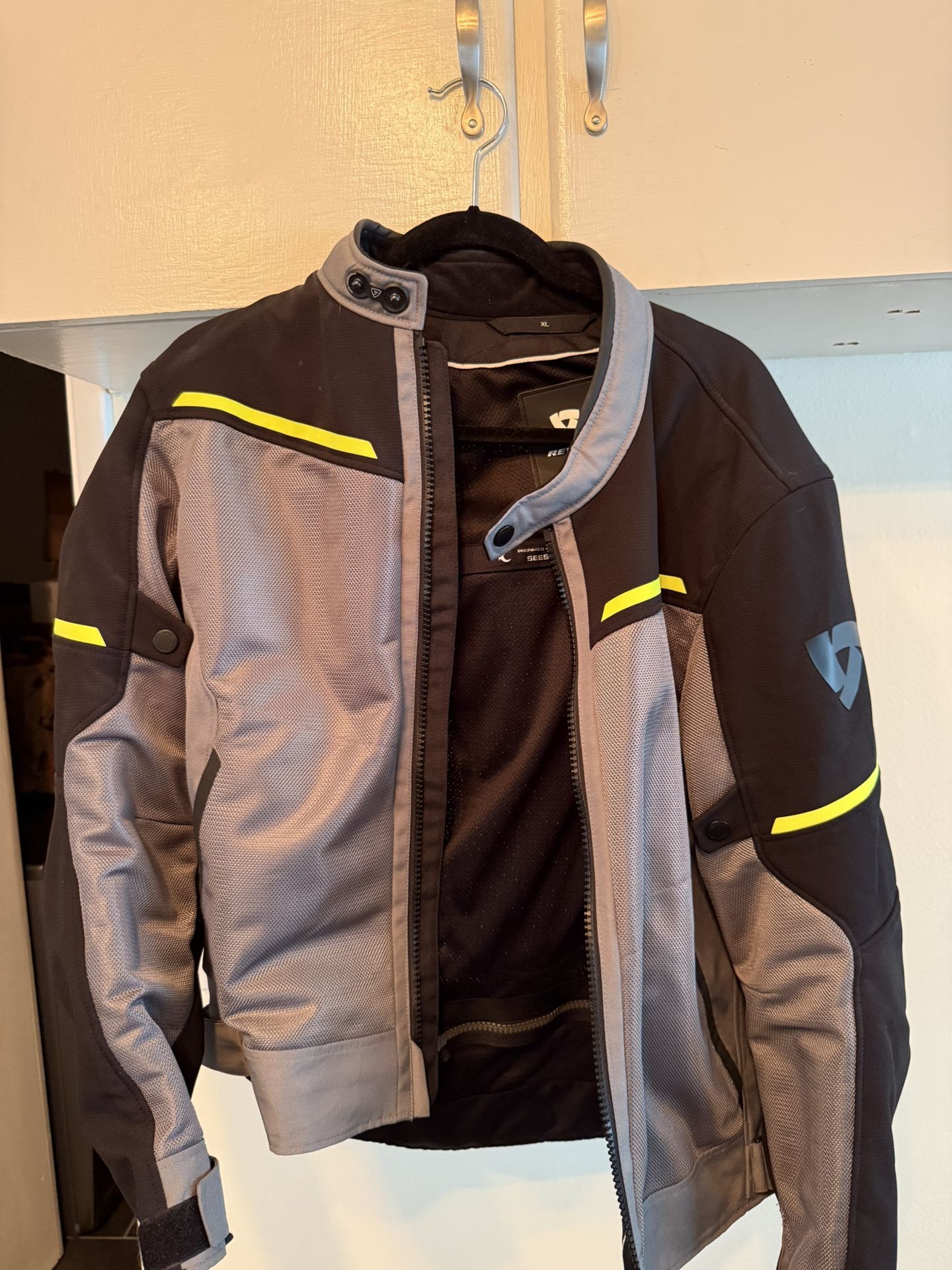 Rev’it Lightweight Motorcycle Jacket Size XL