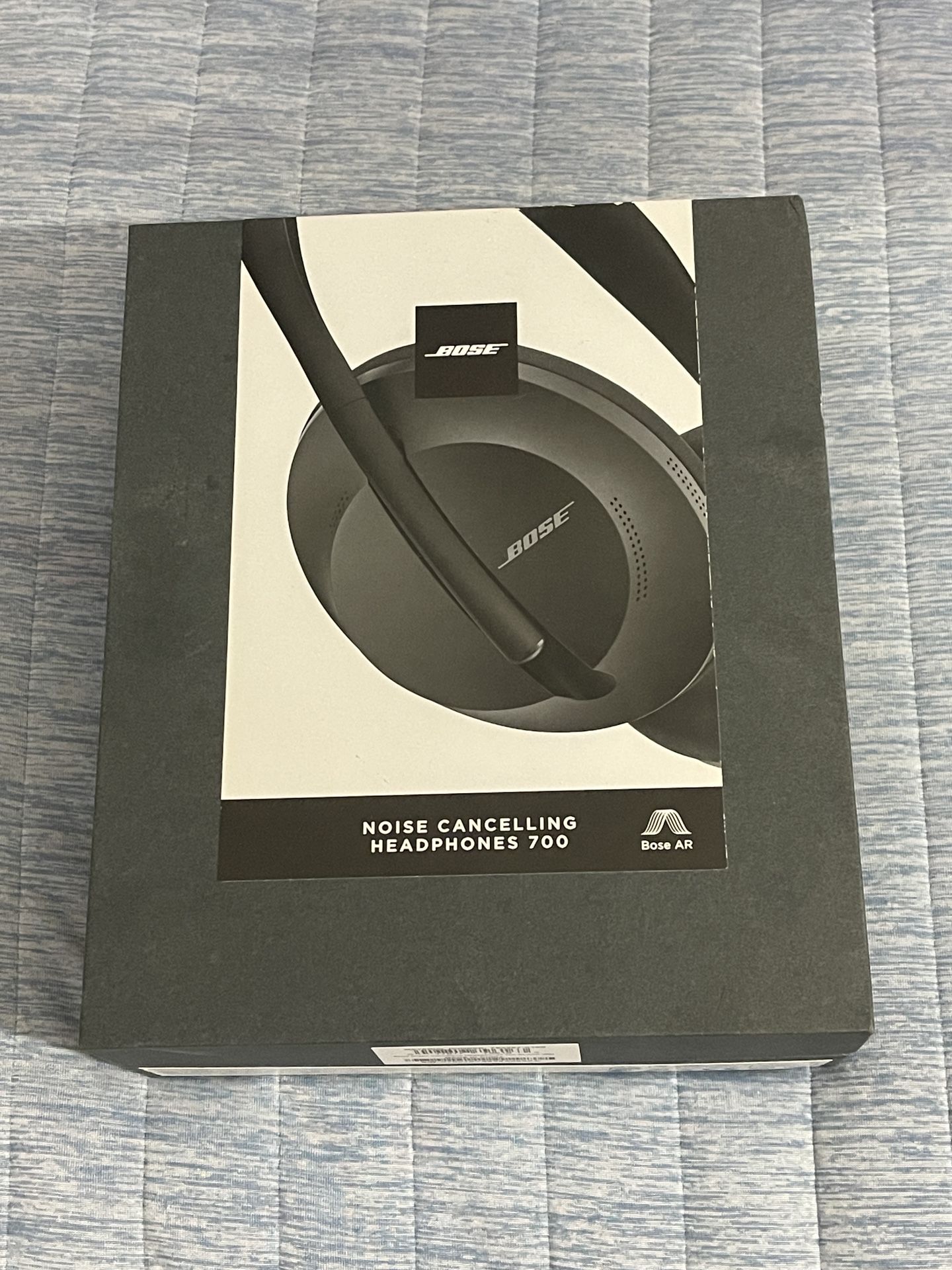 Bose 700 Noice Canceling Headphones 🎧
