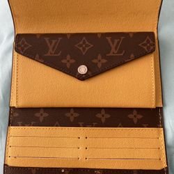 LV Wallet New 