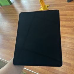iPad Pro 12.9 5th Generation Wifi Only  512gb Used 