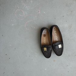 Calvin Klein Women's Lisa Loafer Flat