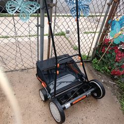 Like New Manuel Push Mower 