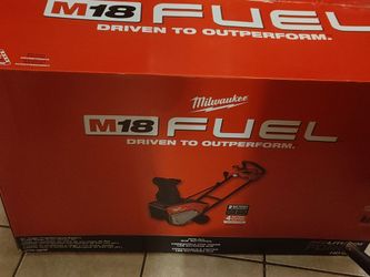 Milwaukee M18 FUEL  Snowblower