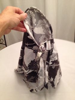 Nursing Cover by Hooter Hiders