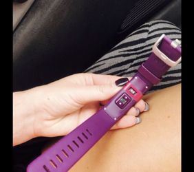 Fitbit HR Purple