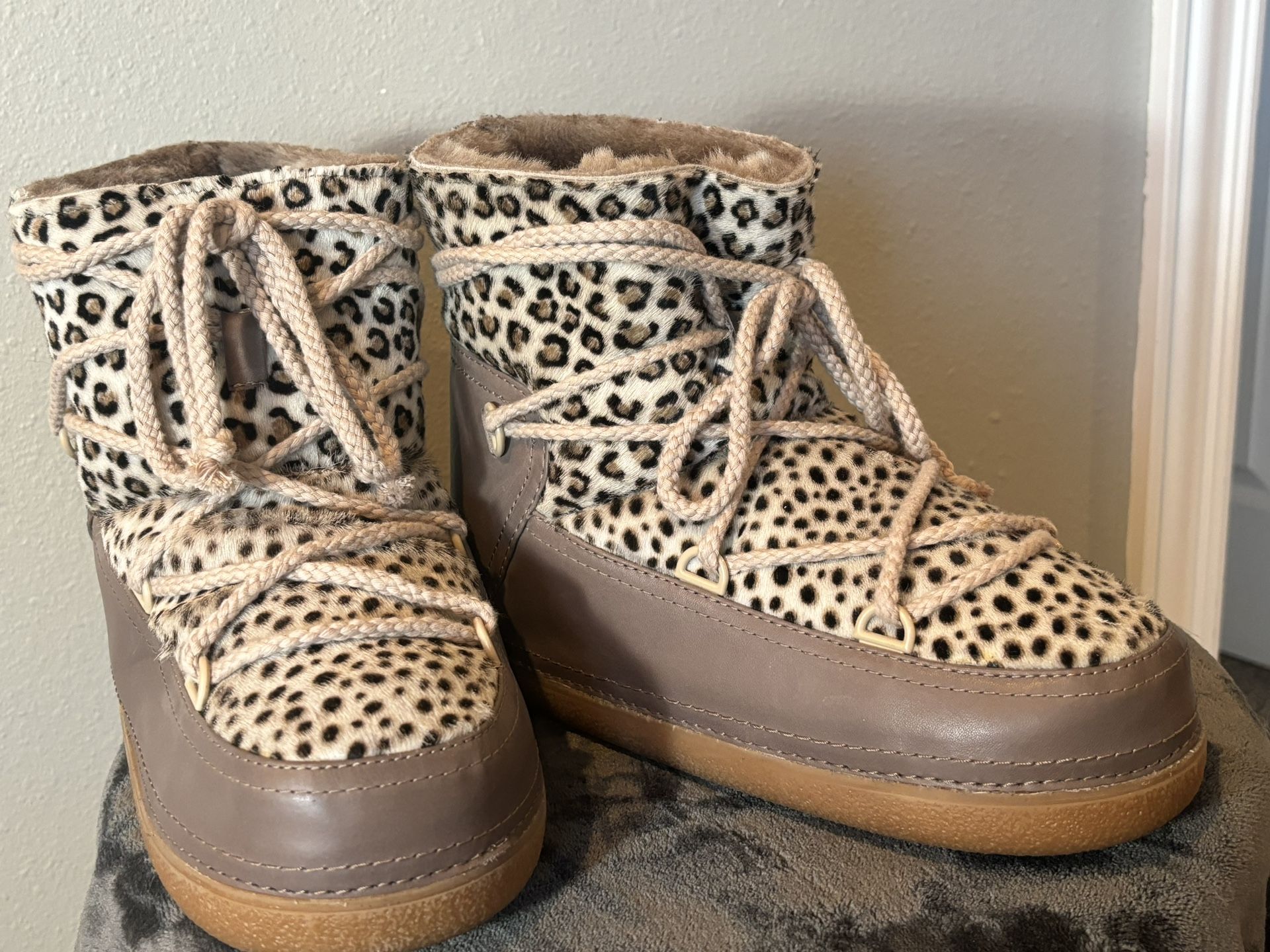 Leopard Print IKKI goat Hair And Leather Boots