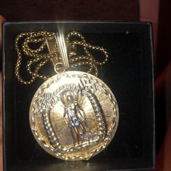 San Lazarus gold pendant