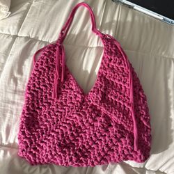 Crochet triangle bag 
