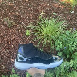Jordan 11 Space Jam Sz 12