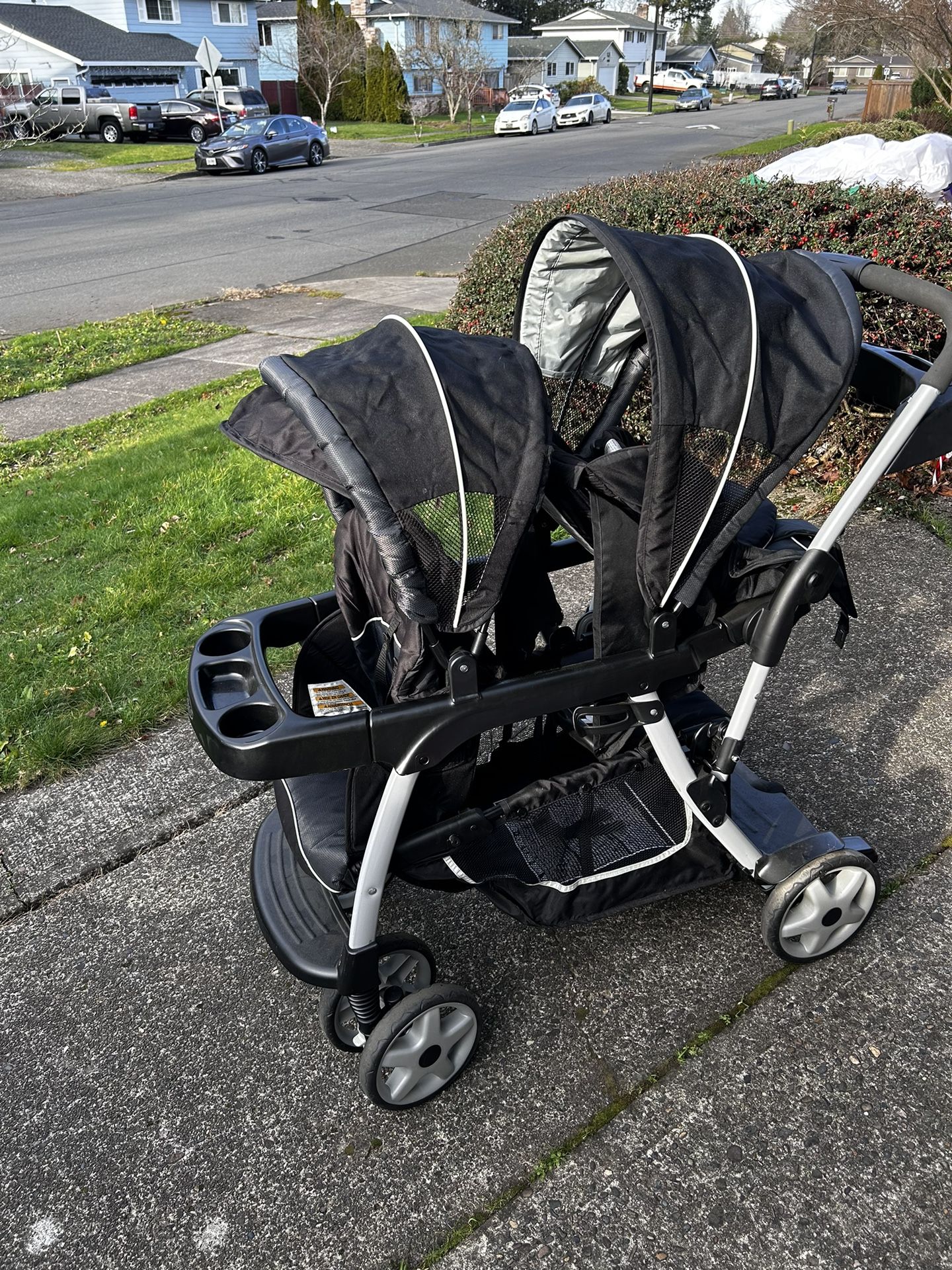 Double seat stroller