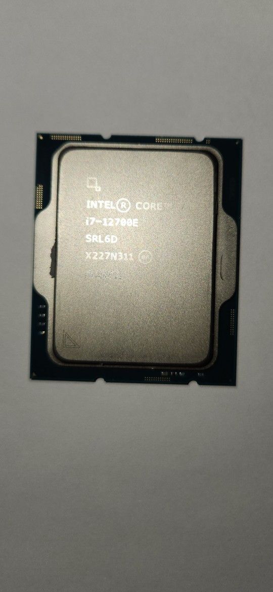 Intel Core i7-12700E Processor Alder Lake 12 Cores FCLGA1700 SRL6D