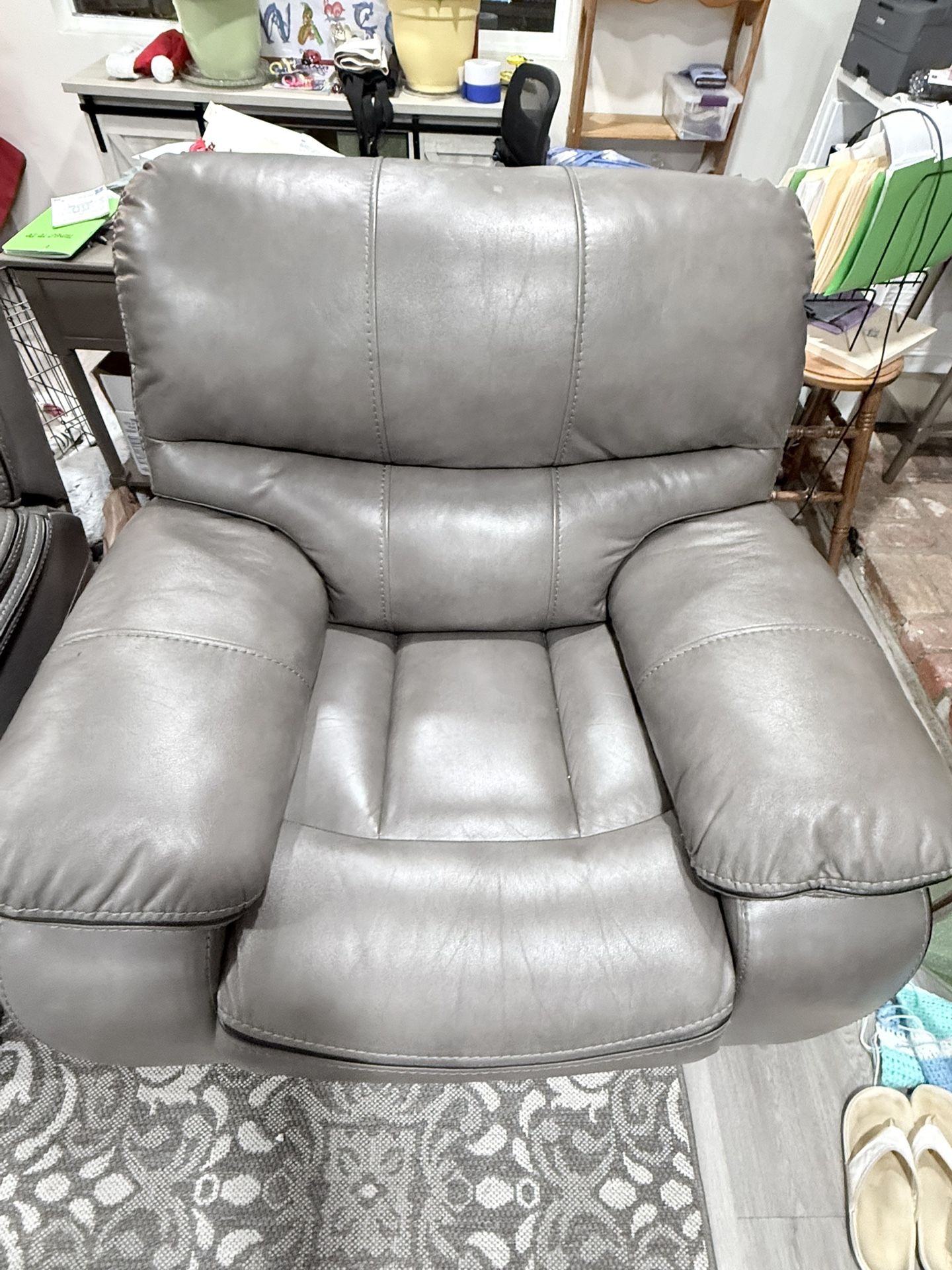 Power Recliners 