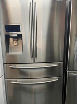 Samsung 4-Door Stainless Steel Fridge
