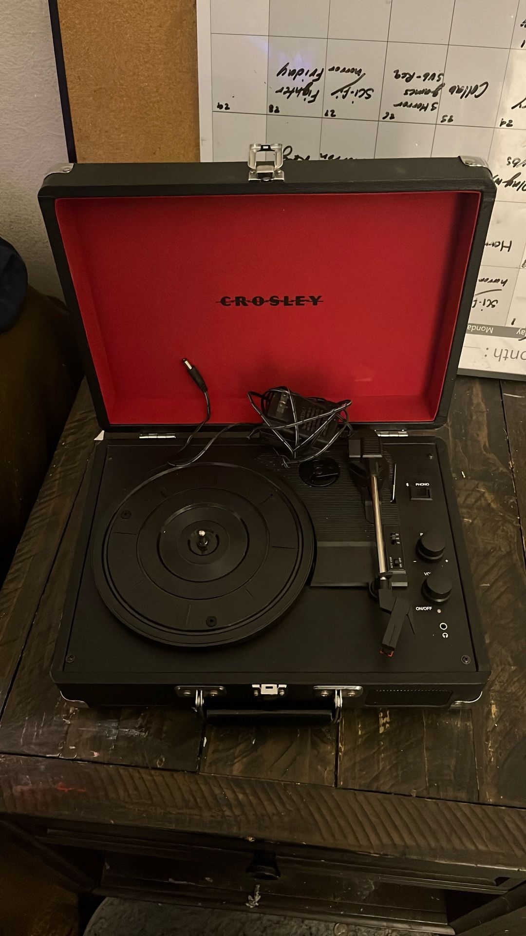 Crosley Vinyl/bluetooth Speaker