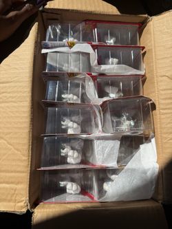 Pokémon figures