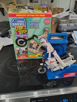 Evil Knievel stunt cycle