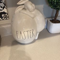 Rae Dunn Easter Items