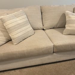 Ashley Furniture Maggie Couch/Love Seat Set