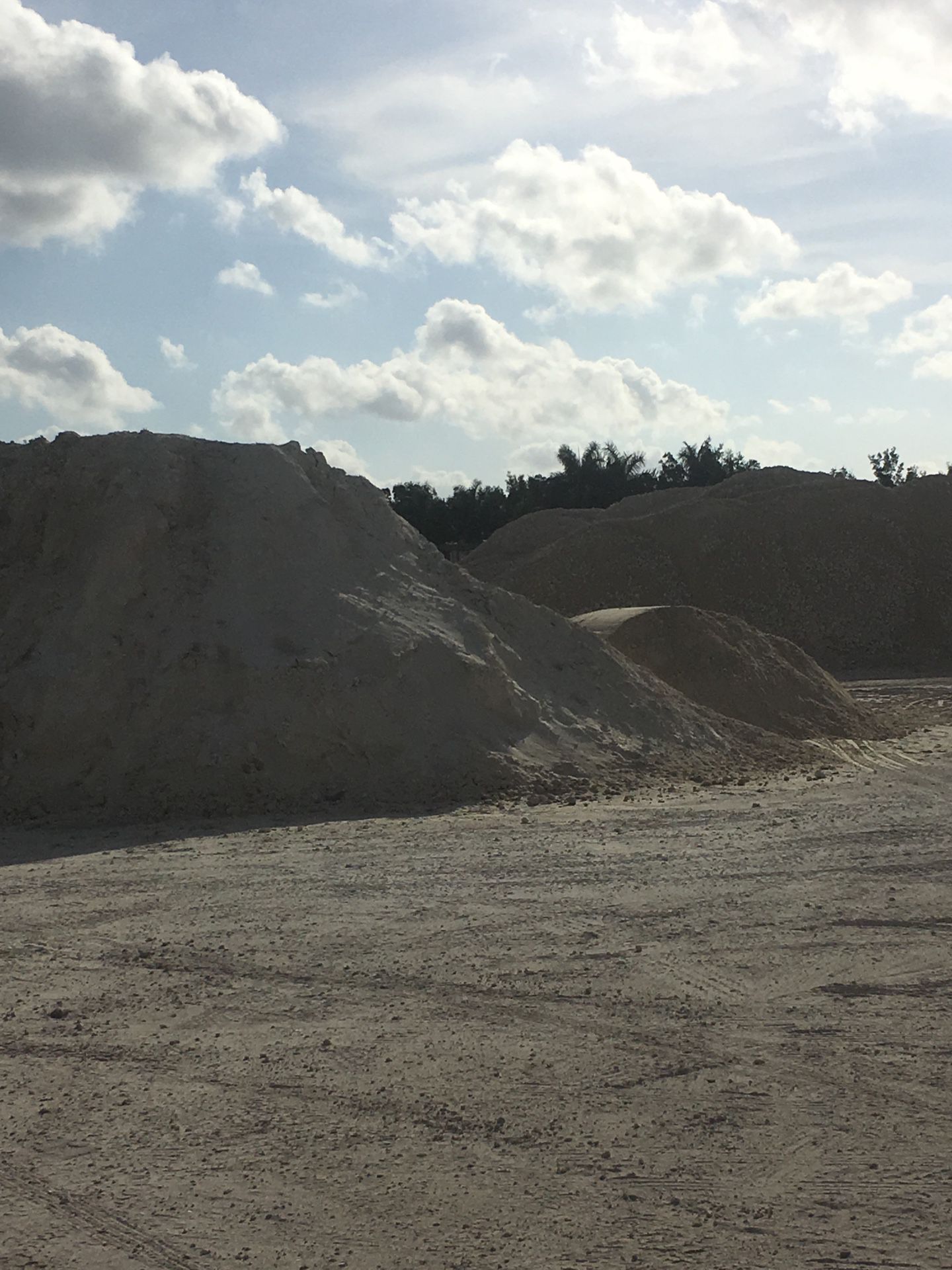 Dirt sand and gravel for sale