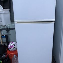 Refrigerator SANYO 