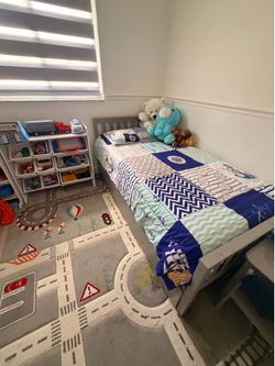 Gray Trundle Pull-out Twin Bed!