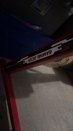 Used gaming desk has a little crack
