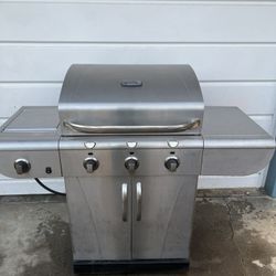 Char-Broil Commercial BBQ