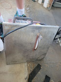 Tile cutter